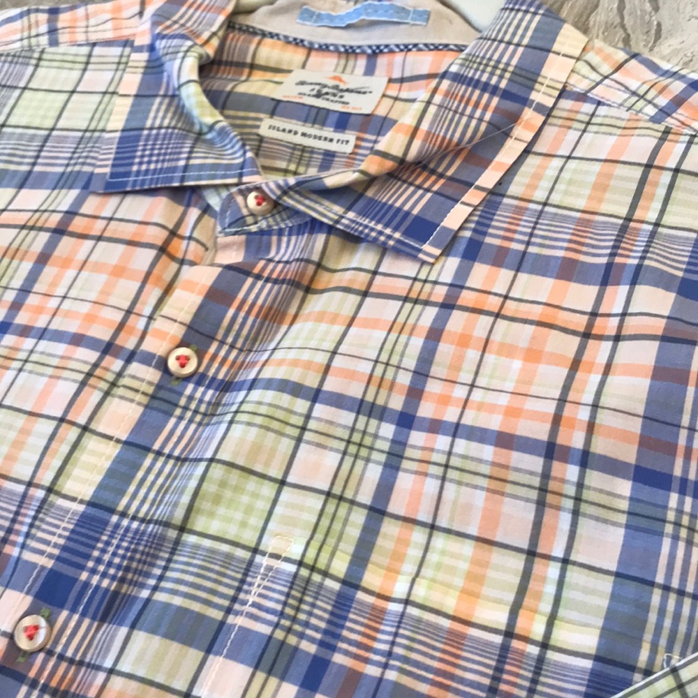 Tommy Bahama long sleeve button up shirt